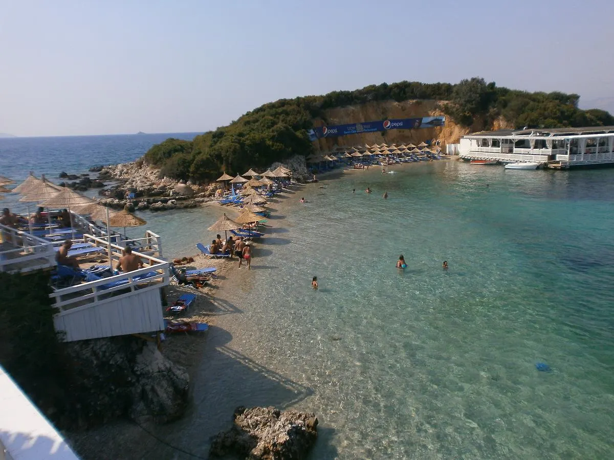 Aparthotel Vila Pasqyra Ksamil Albania